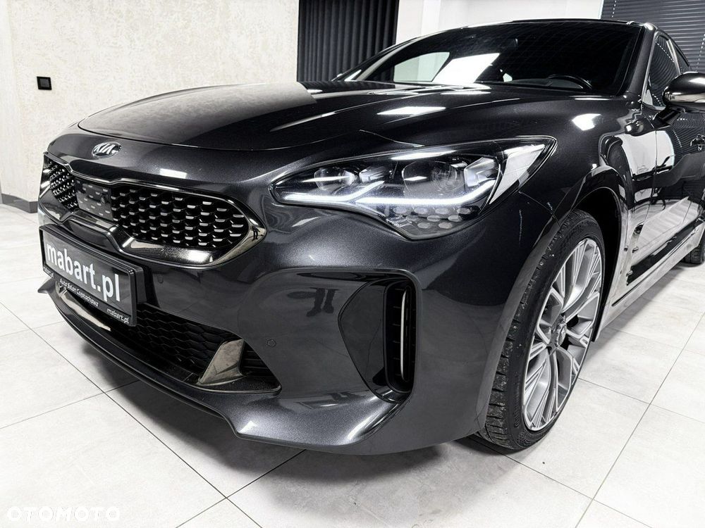 Kia Stinger 2.0 T-GDI GT Line - 10