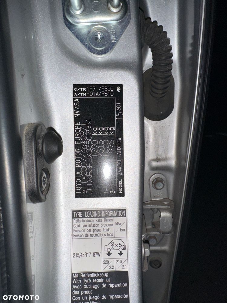 Toyota Prius 1.8 Hybrid Premium - 26