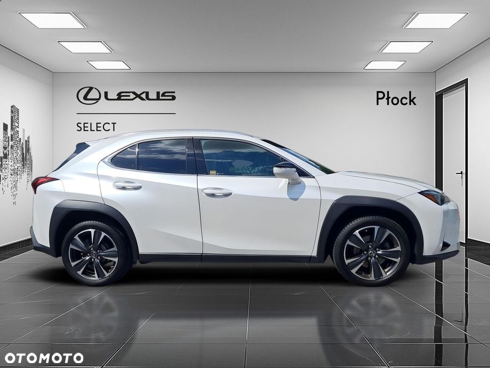 Lexus UX - 6