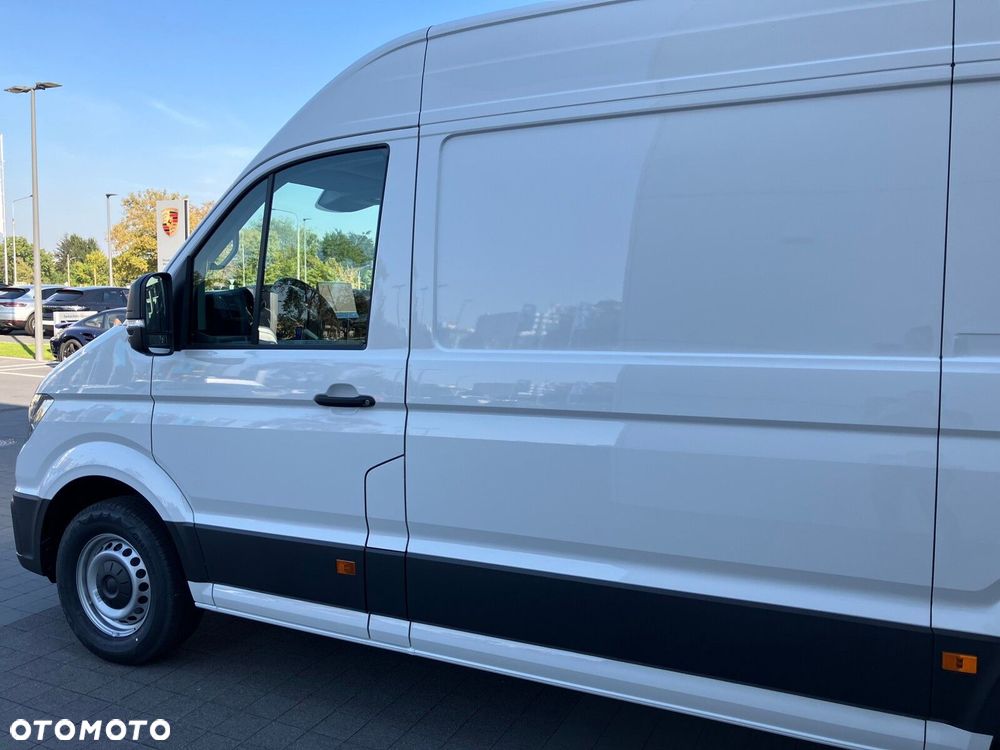 Volkswagen Crafter 35 2.0 TDI L3H3 3640 177 KM - 3