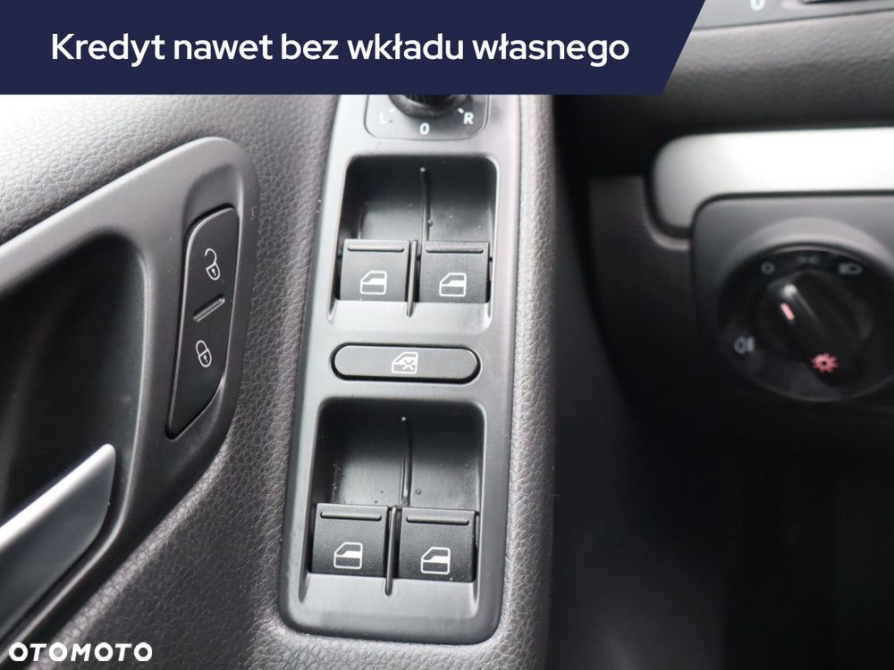 Volkswagen Golf - 15