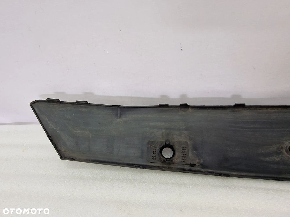 OPEL ASTRA IV 4 J LIFT 12- LISTWA / KRATKA ŚRODKOWA ZDERZAKA PRZEDNIEGO PRZÓD NA PDC , NR 13368664 / 13381812 , NR AUKCJI KR116 - 9