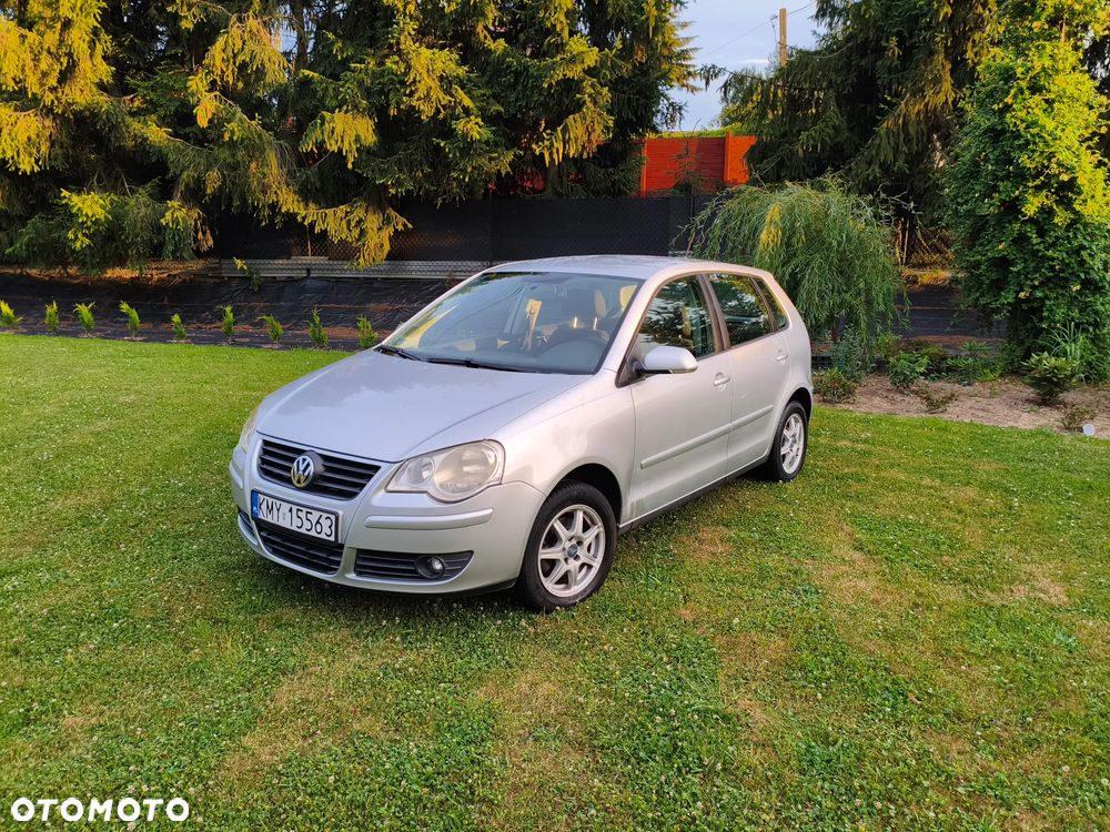 Volkswagen Polo 1.4 16V Trendline - 1
