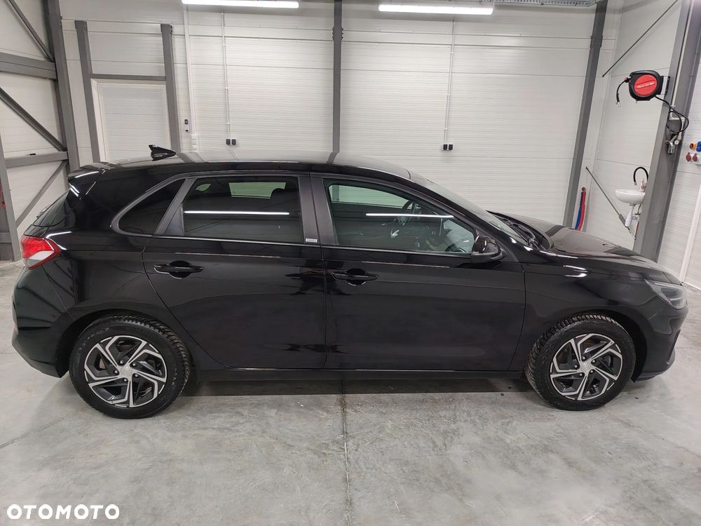 Hyundai i30 1.5 DPI Modern - 15