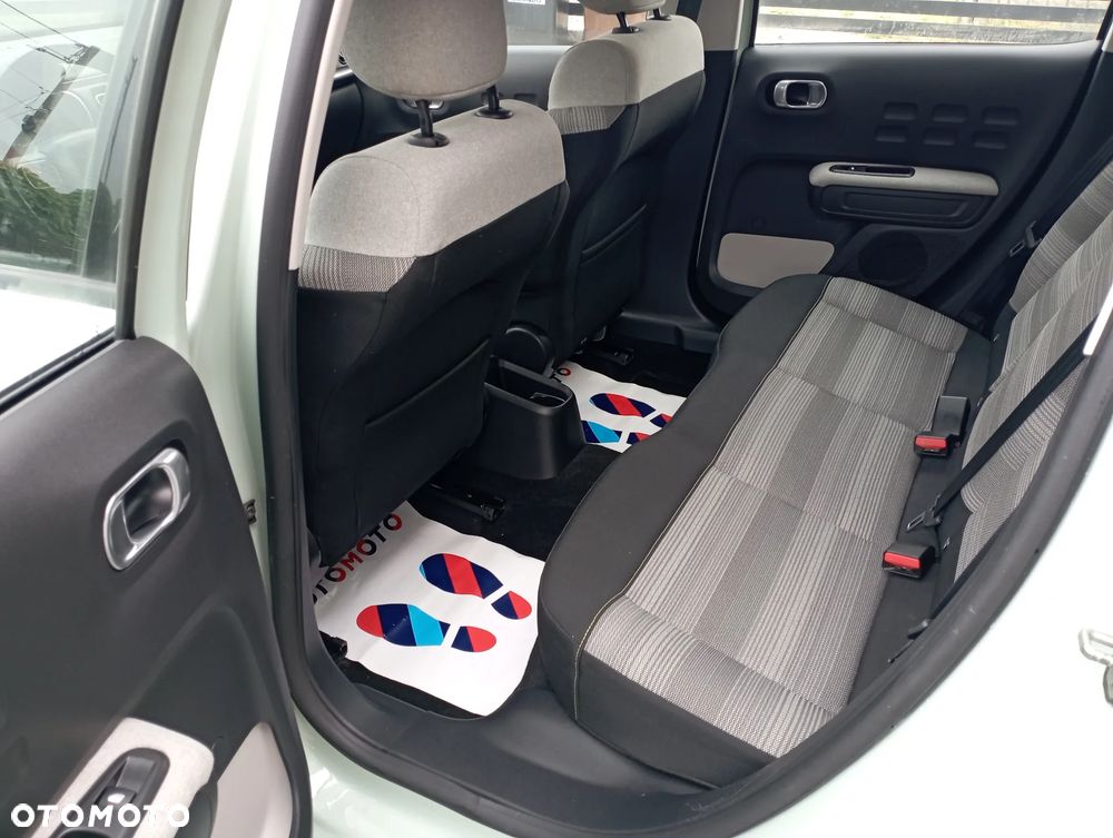 Citroën C3 Pure Tech 82 SHINE - 18