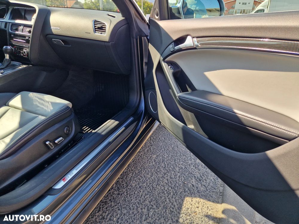 Audi S5 Cabrio - 11