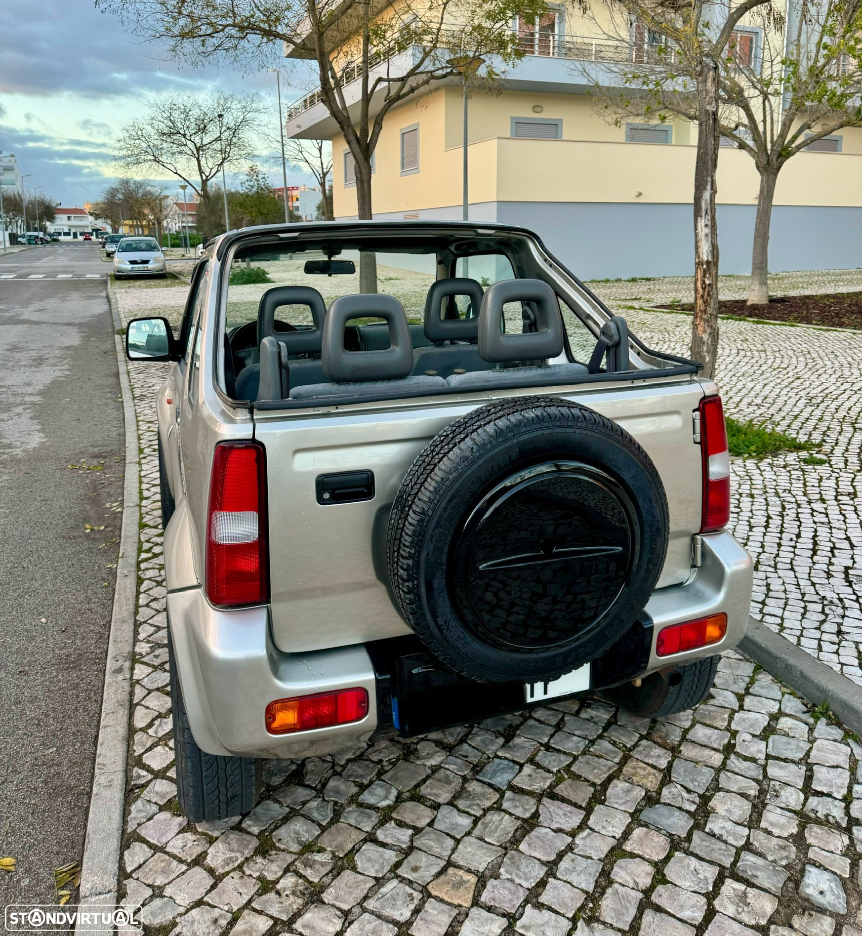 Suzuki Jimny - 9