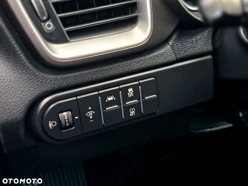 Kia Ceed 1.0 T-GDI M - 31