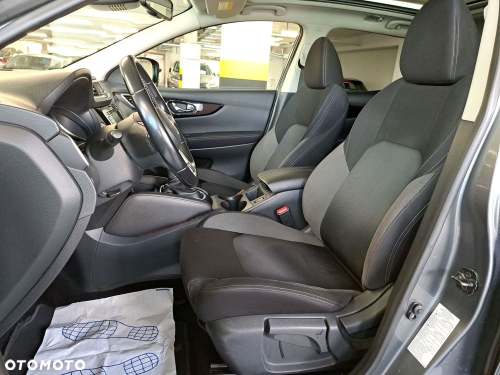 Nissan Qashqai 1.3 DIG-T N-Connecta DCT - 12