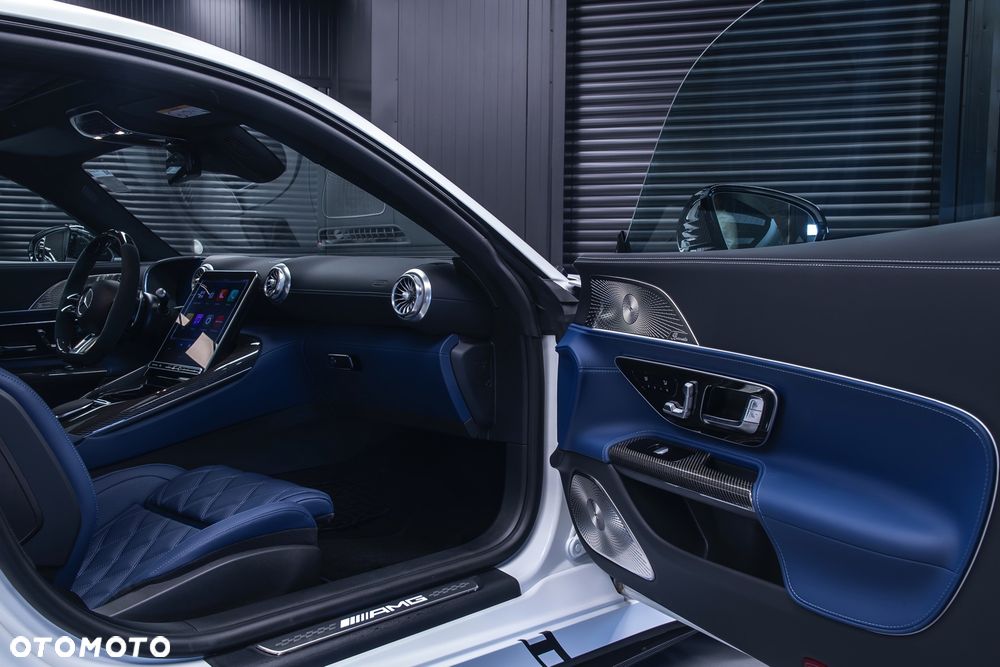 Mercedes-Benz AMG GT - 22