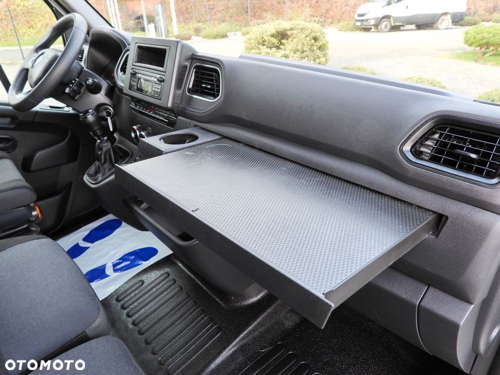 Renault MASTER PLANDEKA 10 PALET WEBASTO TEMPOMAT LEDY PNEUMATYKA KLIMATYZACJA  165KM - 39