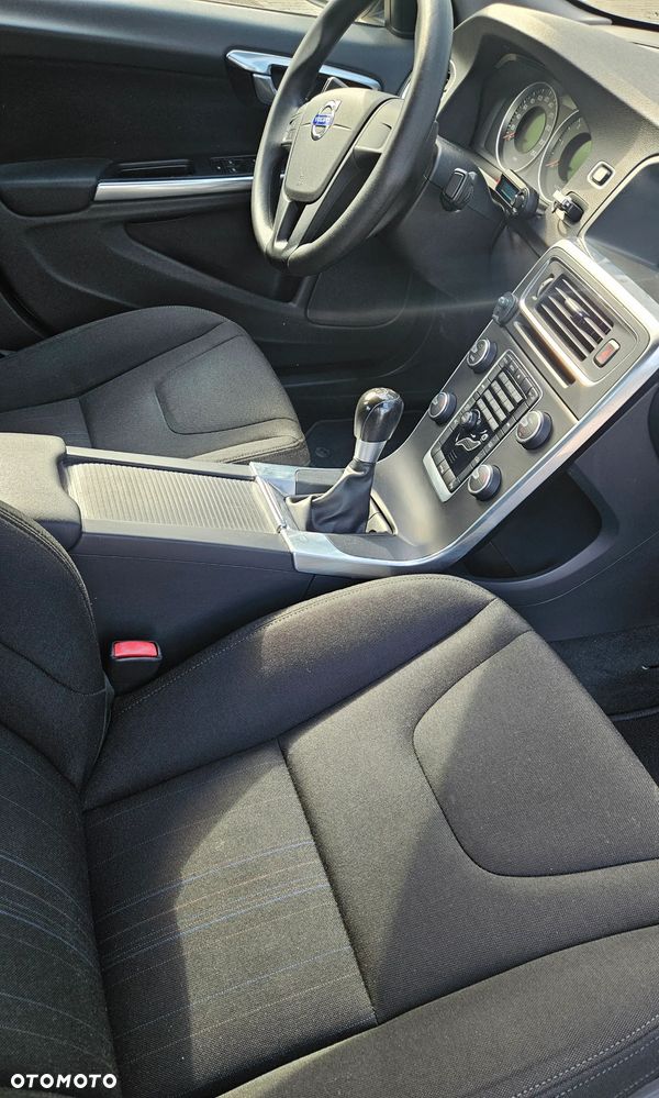 Volvo S60 D3 - 10