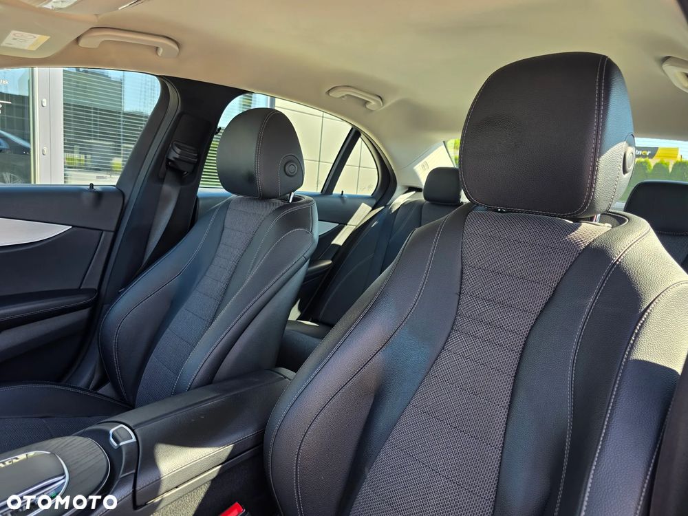 Mercedes-Benz Klasa E 200 d Exclusive - 24