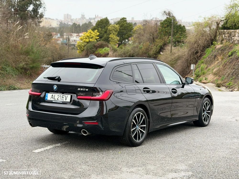 BMW 330 e Aut. Sport Line - 17