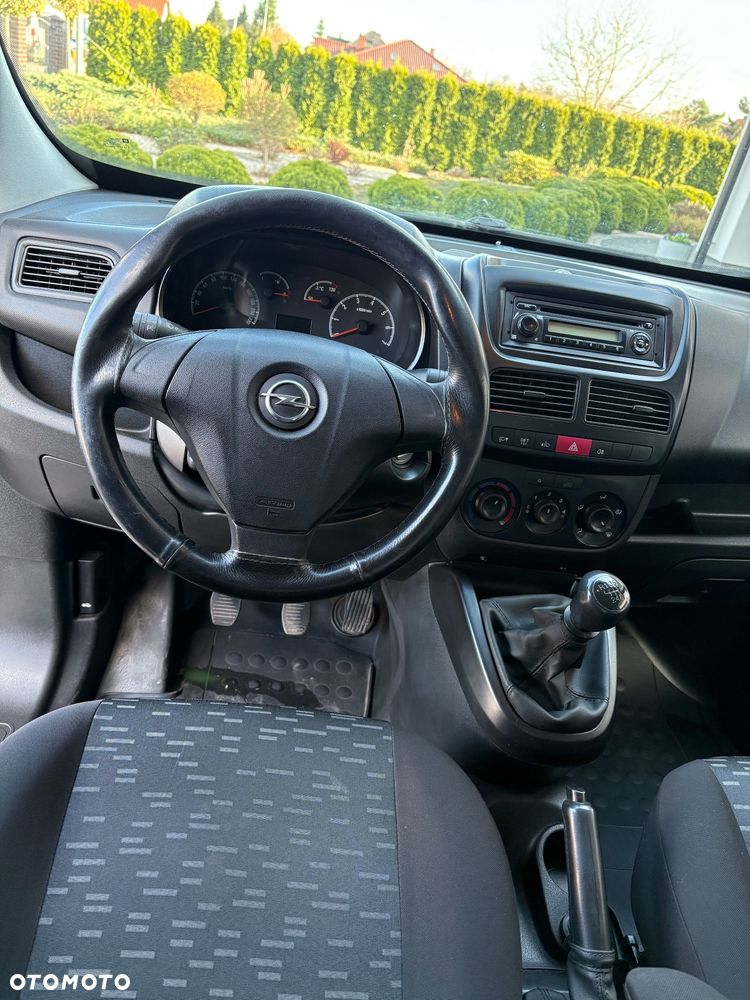 Opel Combo - 24