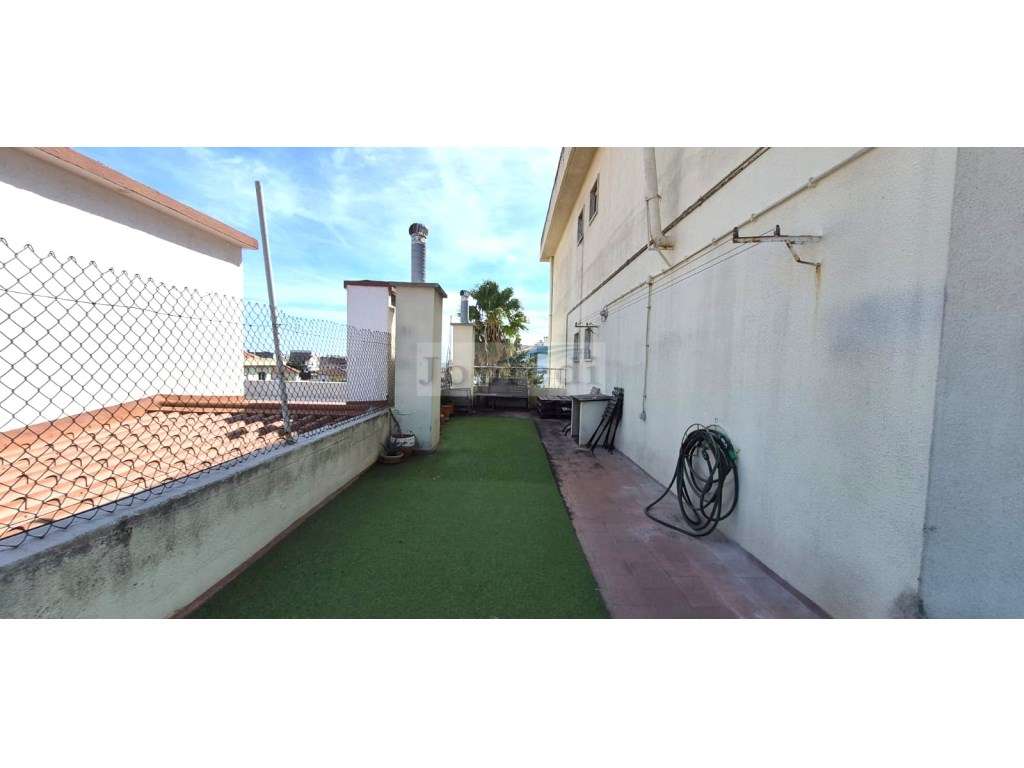 Apartamento T2 com terraço - Grande imagem: 3/18