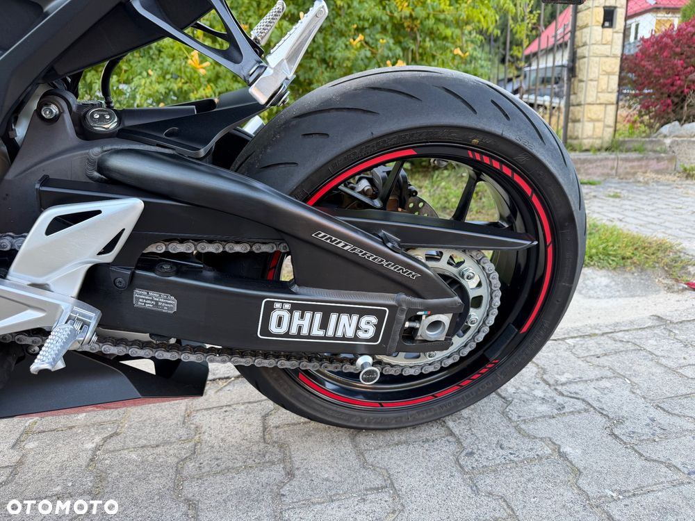 Honda CBR - 24
