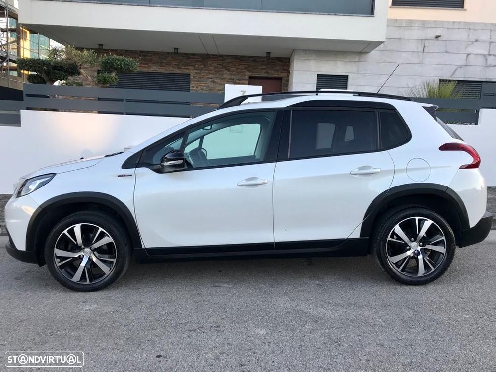 Peugeot 2008 1.2 PureTech GT Line - 2