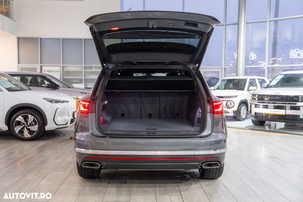 Volkswagen Touareg 3.0 V6 e-Hybrid 4Motion Aut. Elegance - 13