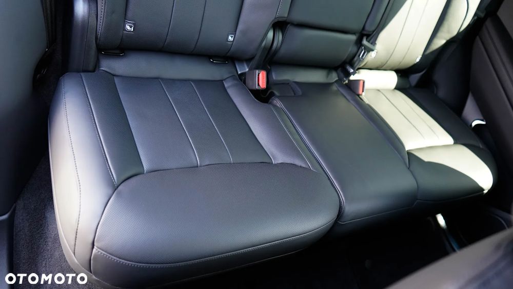 Land Rover Range Rover Sport S 3.0 D300 mHEV Dynamic SE - 32
