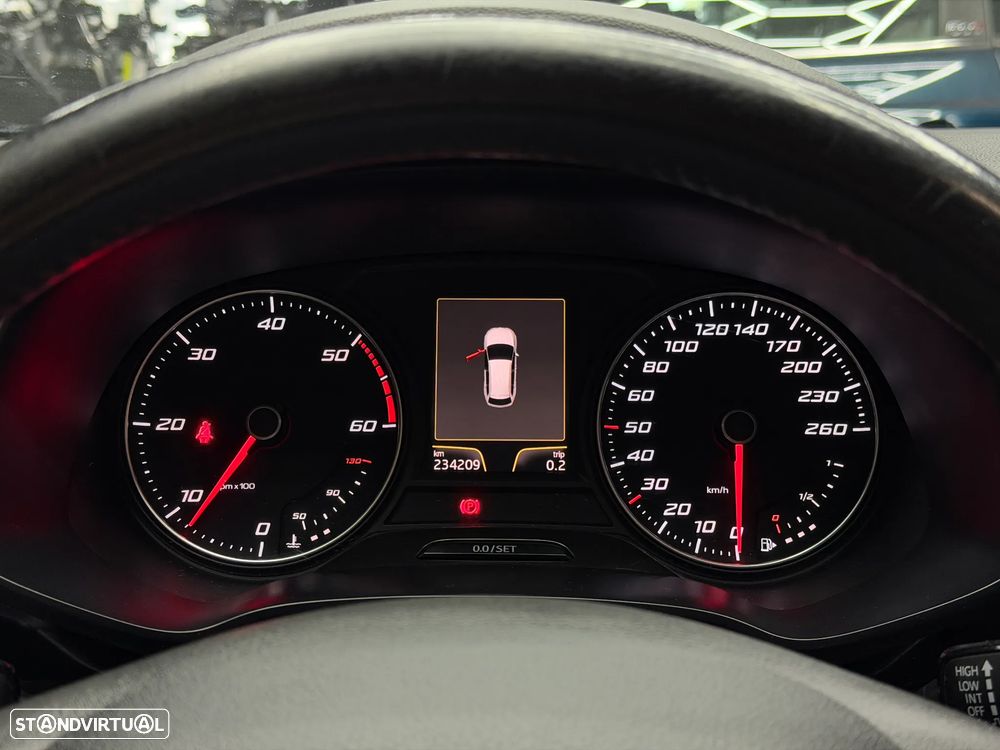 SEAT Leon ST 1.6 TDI S&S Style - 12