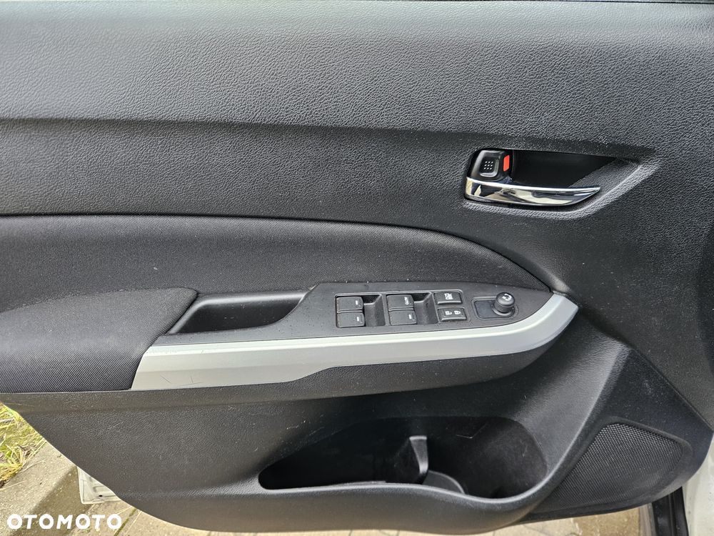 Suzuki Vitara 1.6 Premium 2WD - 38