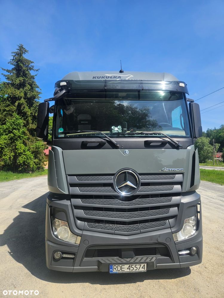 Mercedes-Benz ACTROS - 2