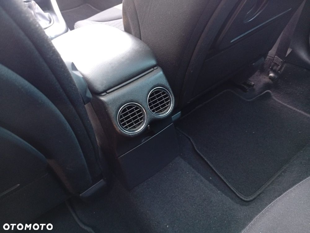 Peugeot 308 ver-hdi-fap-150-style - 8