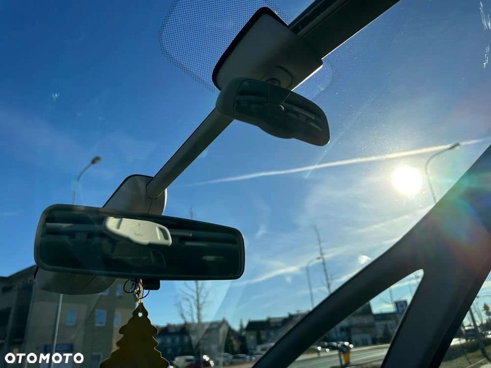 Citroën C4 Picasso 1.8 16V Confort - 21