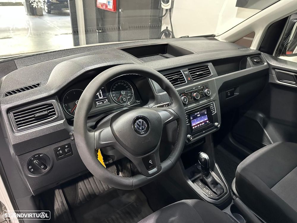 VW Caddy 2.0 TDI (5L) DSG - 24