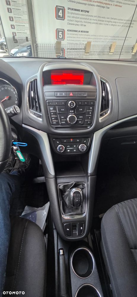 Opel Zafira Tourer 1.4 Turbo ecoFLEX Start/Stop Business Edition - 26