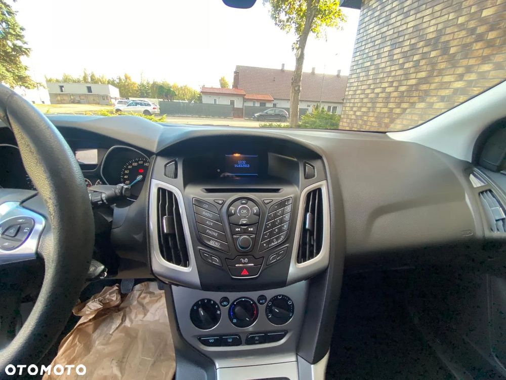 Ford Focus 1.6 TDCi Edition - 10