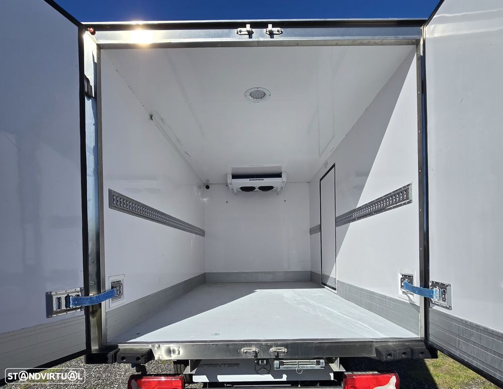 Mercedes-Benz Sprinter 517 - 6