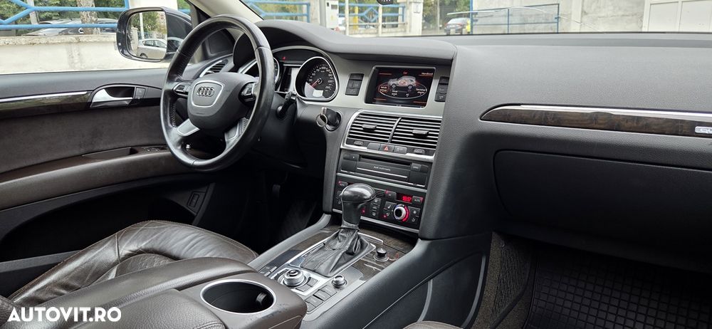 Audi Q7 3.0 TDI Quattro Tip - 25