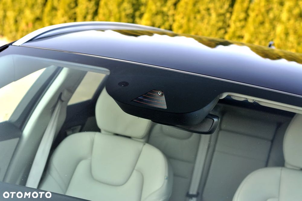 Volvo V60 T6 AWD Recharge Geartronic Inscription - 17