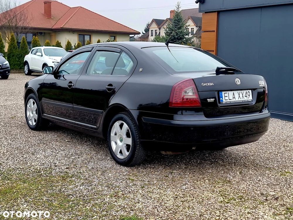 Skoda Octavia 1.6 Elegance - 8