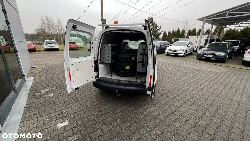 Volkswagen Caddy - 17