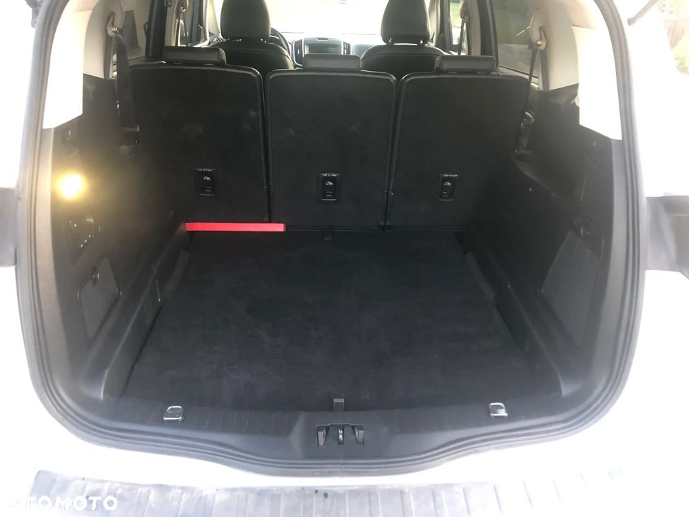 Ford S-Max 2.0 TDCi Titanium - 11