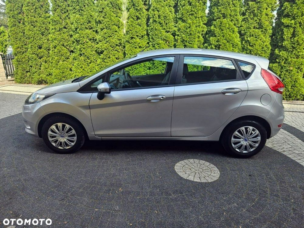 Ford Fiesta - 6