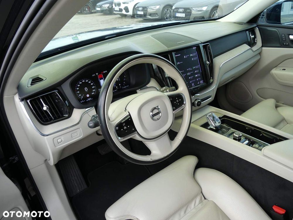 Volvo XC 60 D5 SCR AWD Inscription - 6