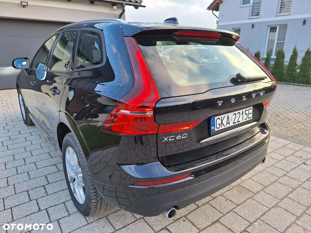 Volvo XC 60 D4 AWD Geartronic Momentum - 4
