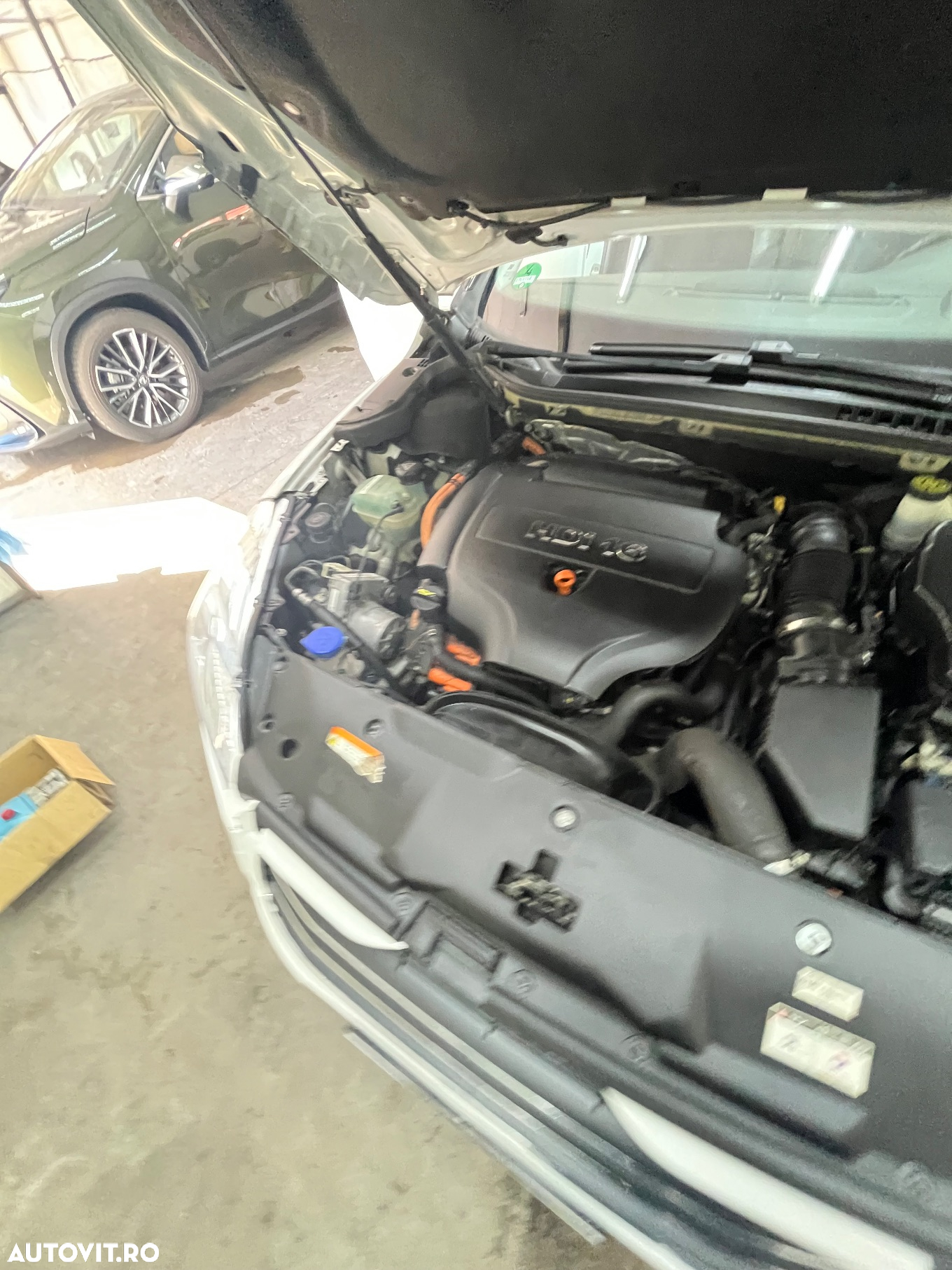 Peugeot 508 RXH 2.0 HDi FAP BMP Hybrid4 - 14