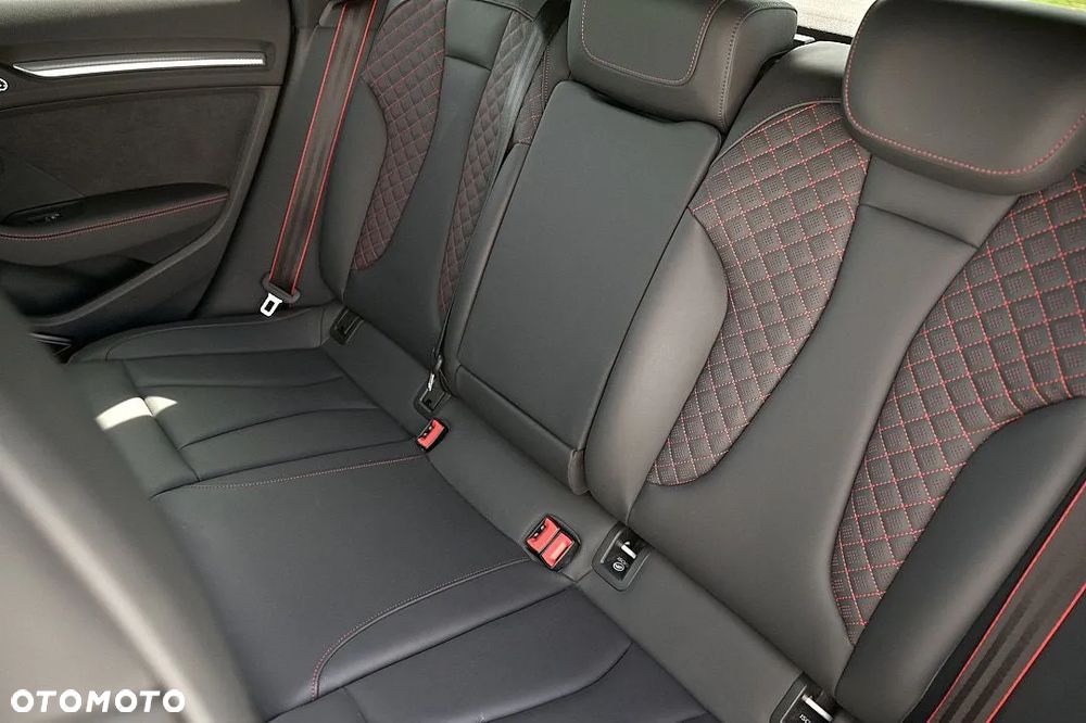 Audi RS3 Sportback 2.5 TFSI Quattro S tronic - 28