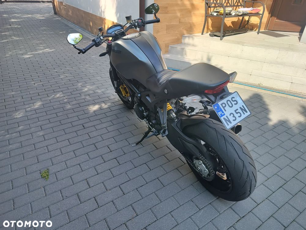Ducati Monster - 3