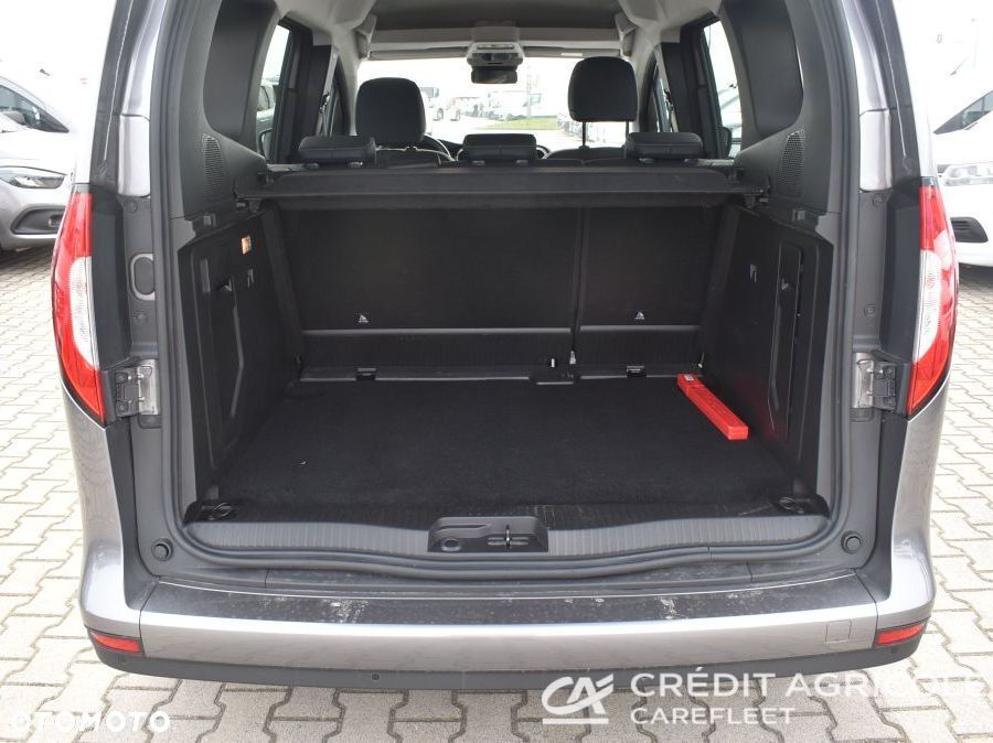 Mercedes-Benz Klasa T 180 d Progressive - 13