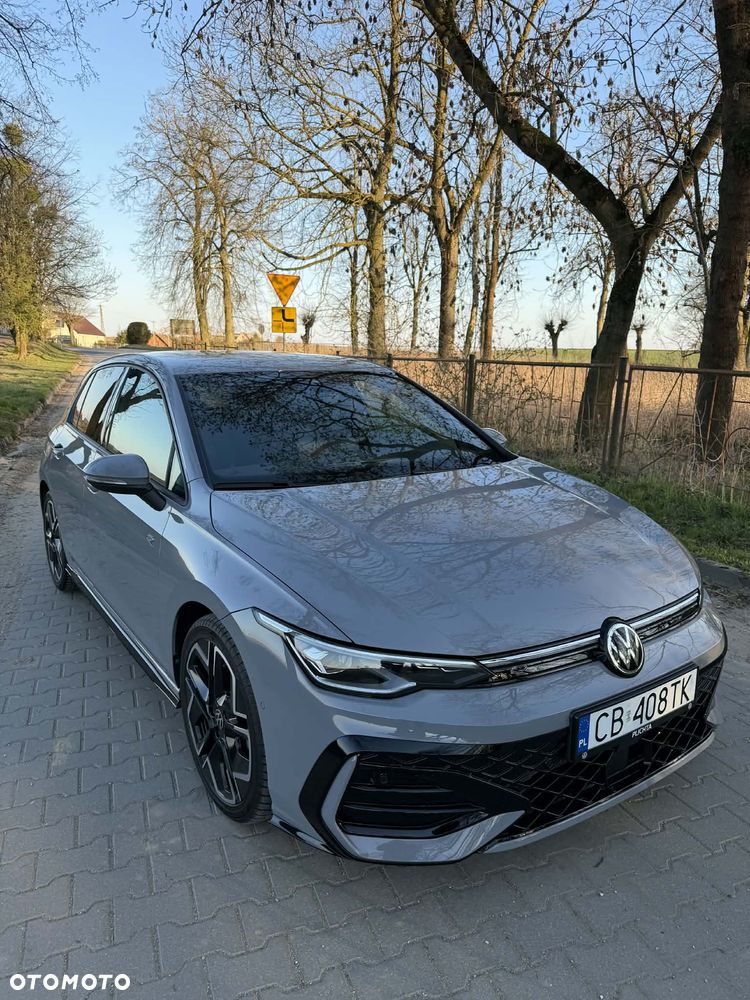 Volkswagen Golf 1.5 eTSI mHEV R-Line Plus DSG - 5