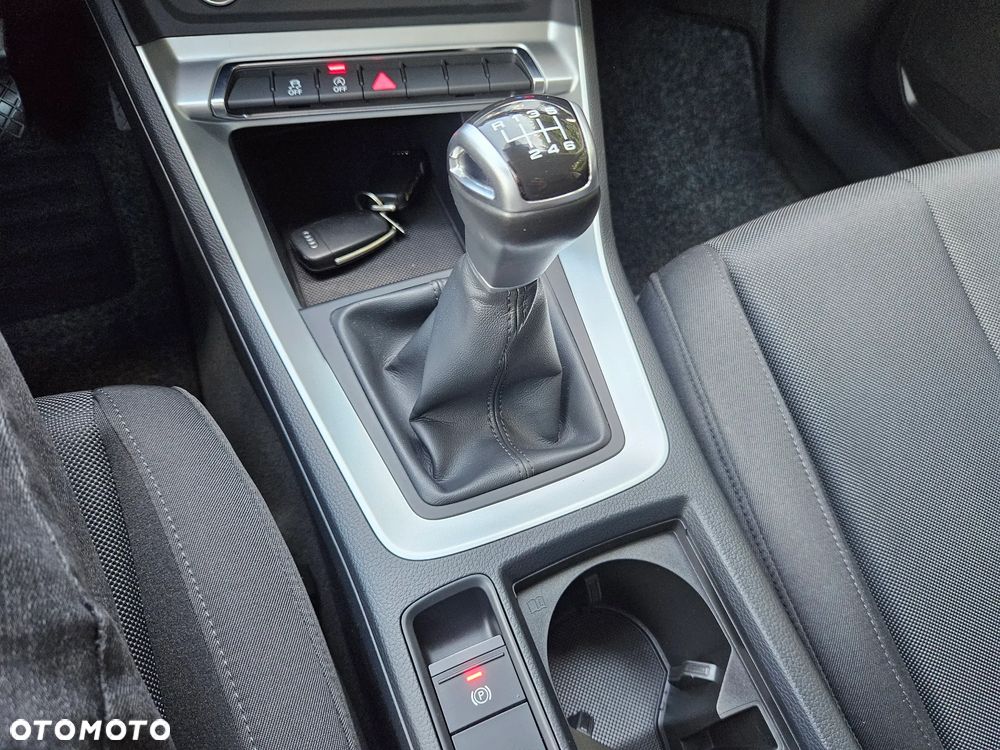 Audi Q3 35 TDI Quattro Advanced - 29