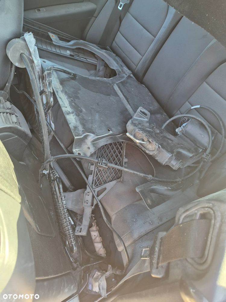 Mercedes-Benz Klasa E - 10