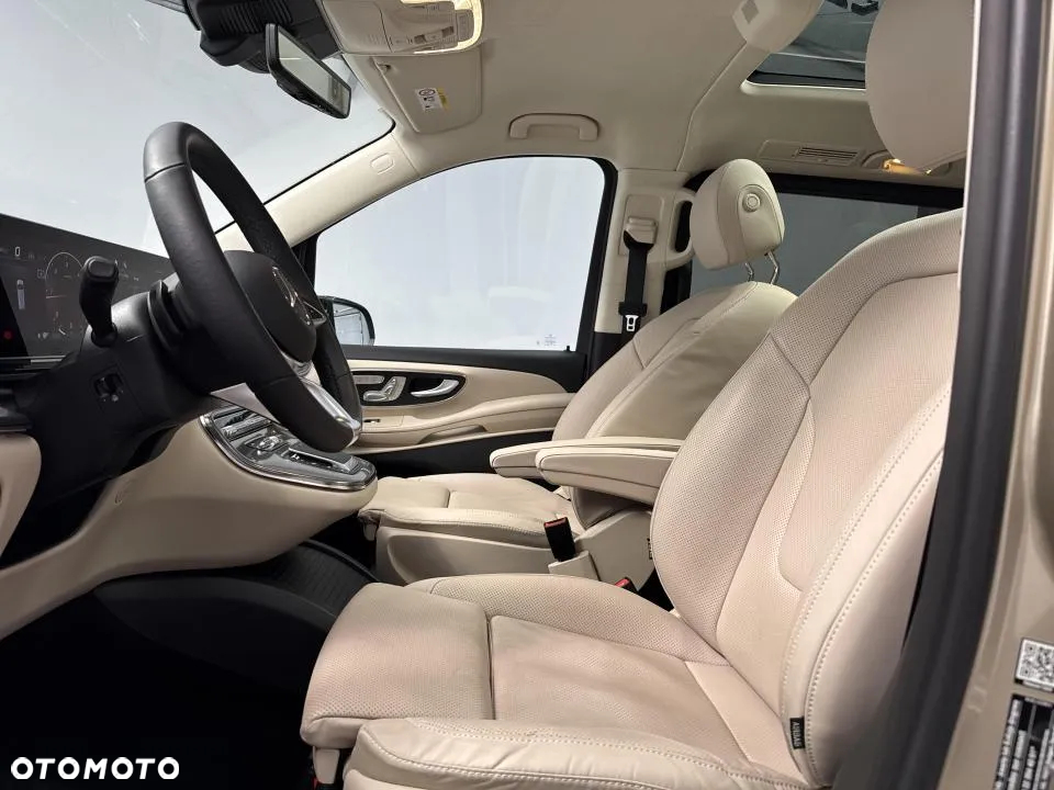 Mercedes-Benz Klasa V 300 d 4-Matic 9G-Tronic Exclusive (d³ugi) - 13