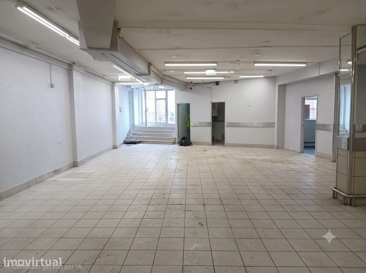 Loja 305 m2 no centro de Gondomar junto ao Souto - Grande imagem: 5/7